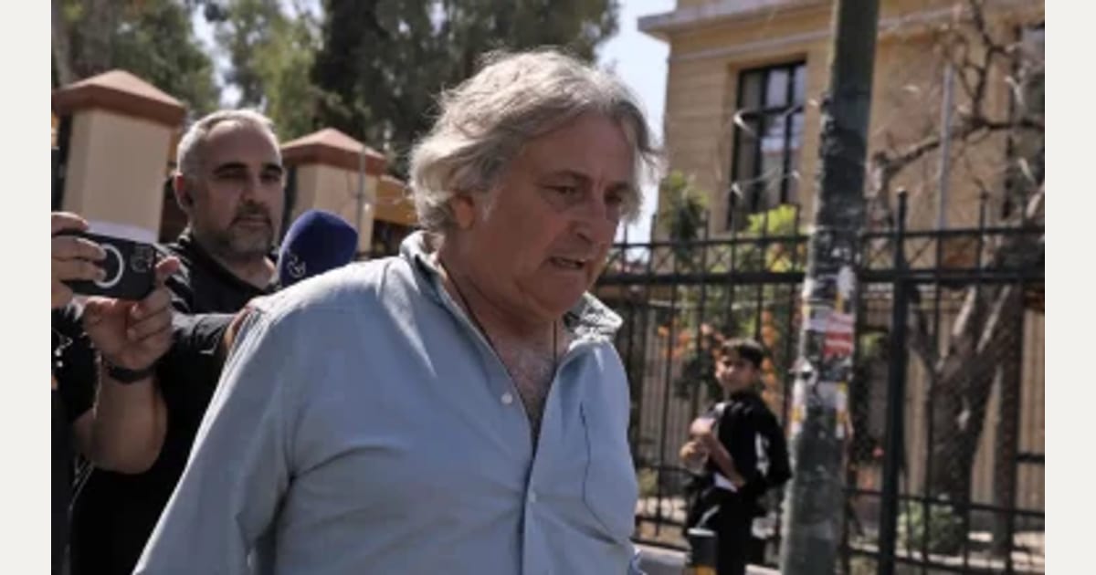 Γ.Μαζωνάκης: Τα νέα μηνύματα του υπνοθεραπευτή – «Για αυτό του έπεσε η πίεση;»