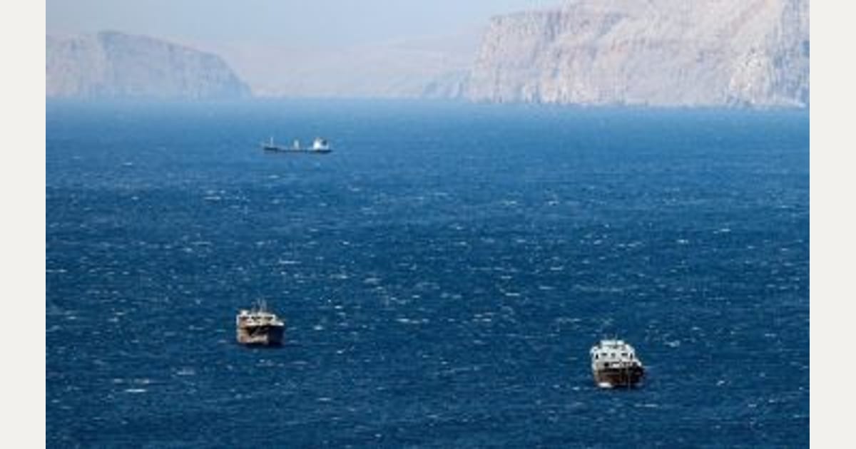 Ορμούζ: Πλήγμα σε ελληνόκτητο τάνκερ μεταφοράς LNG, σώο το πλήρωμα