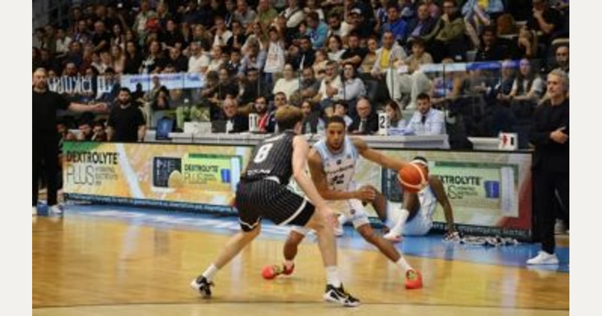 Ιστορική νίκη η Μύκονος 78-58 τη Νέφτσι Μπακού