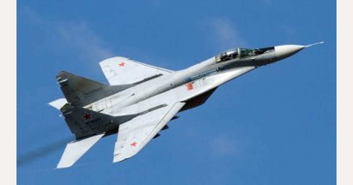 Ουκρανικό MiG-29 καταρρίπτει ρωσικό drone Geran αλλά θραύσματα κτυπούν και το ίδιο (βίντεο)