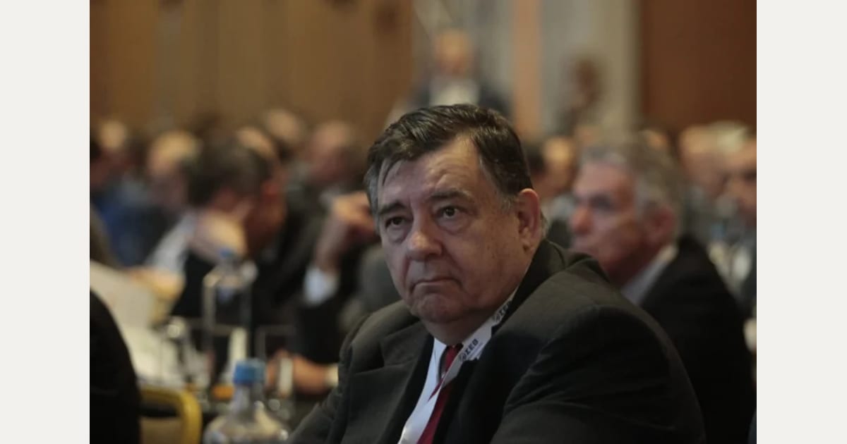 Καρατζαφέρης για Καμπούρη: «Προκαλεί εδώ και καιρό – Με έχει διαγράψει από το κόμμα μου»