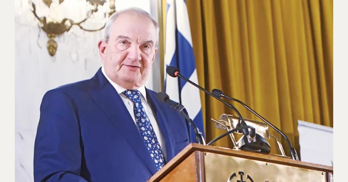 Καραμανλής: Πυρά κατά Δύσης για την εγκατάλειψη της Κύπρου… μέσω Κίνας!