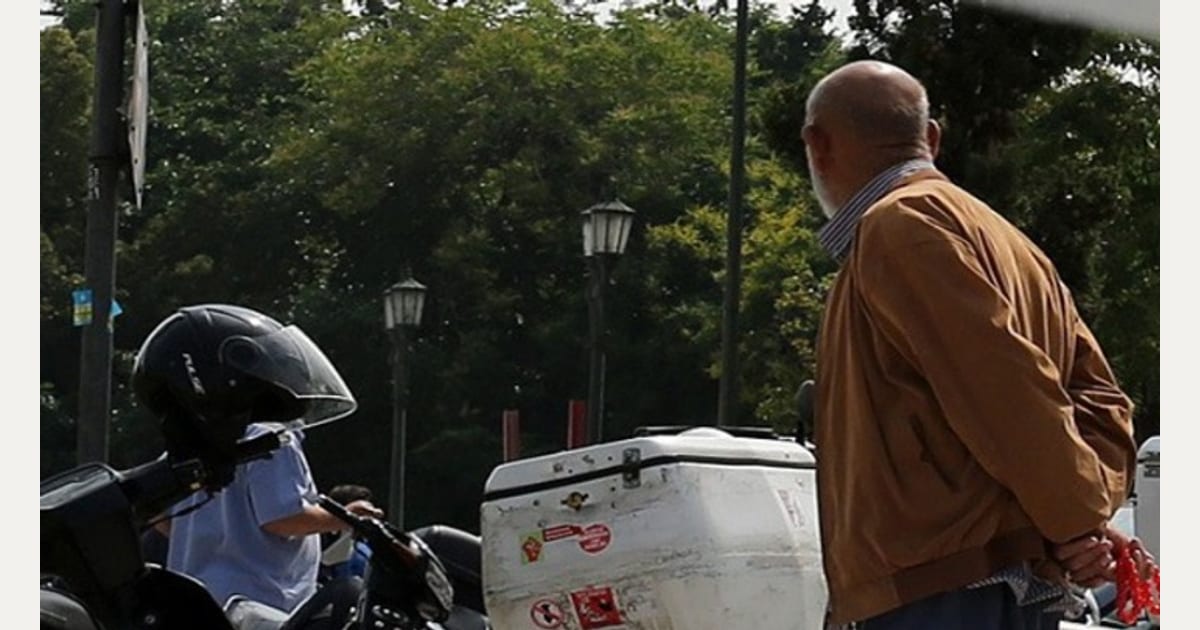 Μετρητά τέλος στις παραδόσεις courier, μόνο με κάρτα από το πρώτο ευρώ