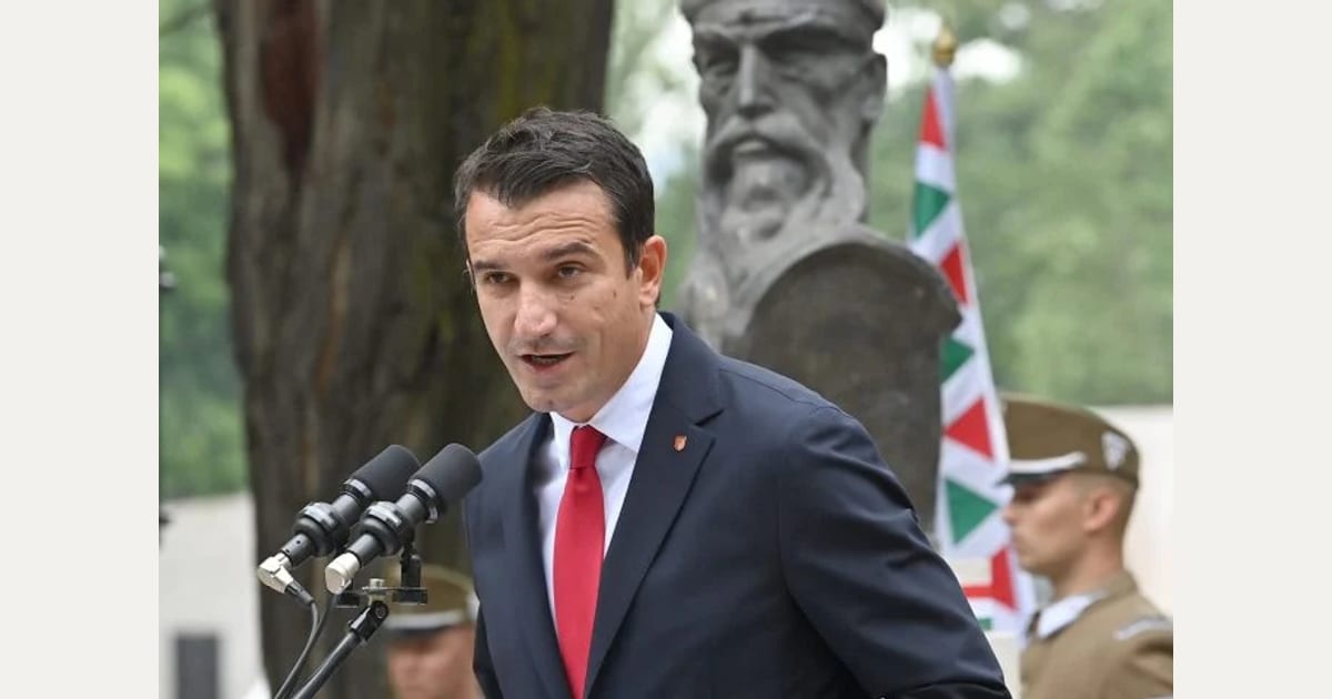 O Αλβανός δήμαρχος που διοικεί τα Τίρανα μέσα από τη φυλακή, χρησιμοποιώντας την τεχνητή νοημοσύνη