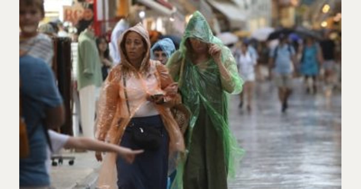 Απότομη αλλαγή του καιρού με βροχές καταιγίδες και κρύο