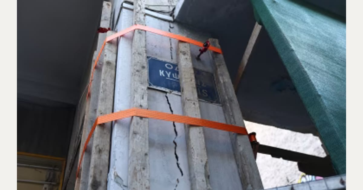 Ρωγμές και ζημιές σε 35 πολυκατοικίες στην Κυψέλη λόγω του Μετρό – Τι ζητούν οι κάτοικοι