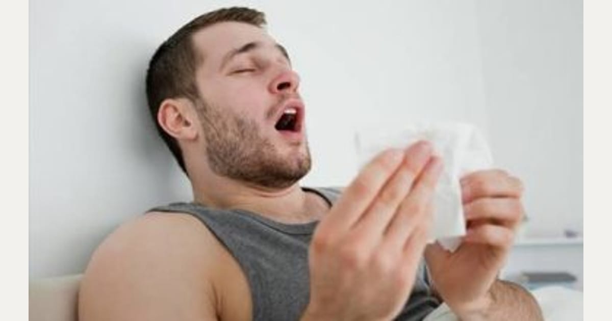 Τι συμβαίνει πραγματικά στο σώμα όταν κρατάμε ένα φτέρνισμα; – Θα το ξανακάνεις;