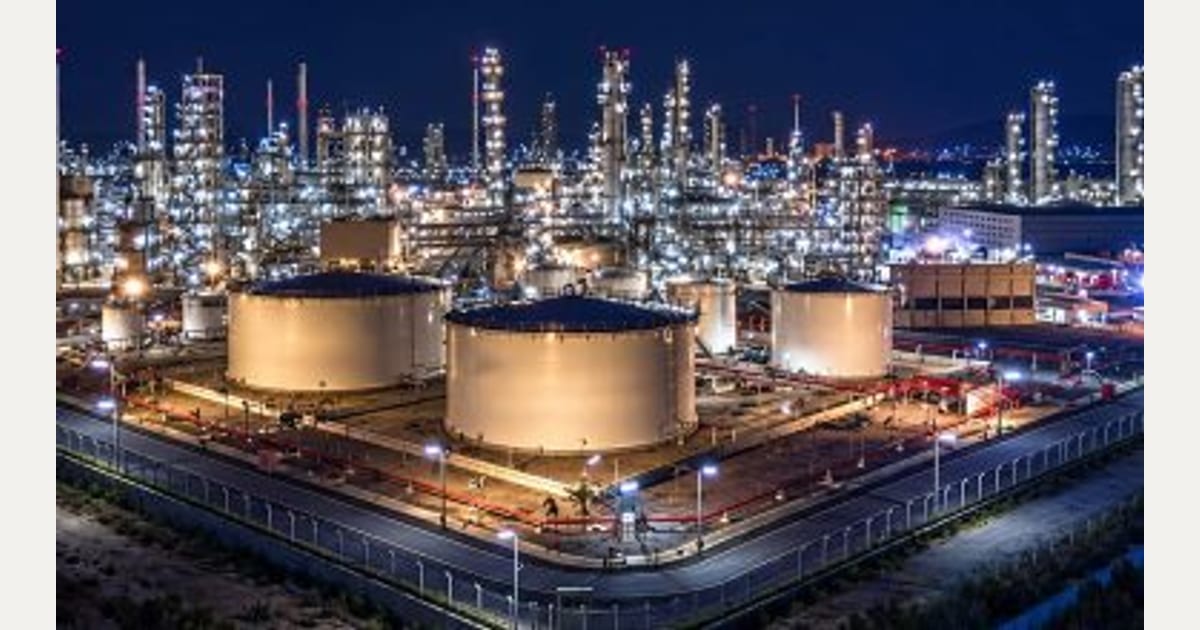Έκρηξη στη Motor Oil: Για δεύτερο 24ωρο στην εντατική ο 50χρονος τραυματίας