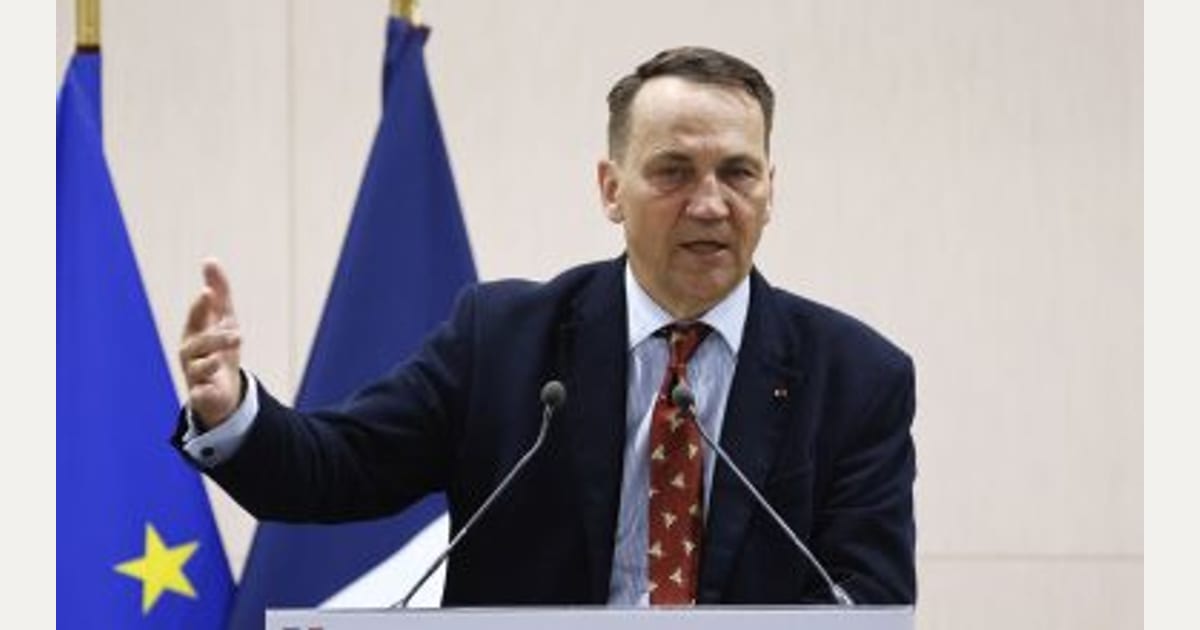 Πολωνός ΥΠΕΞ για συμφωνία Ρωσίας – ΗΠΑ: «Υπάρχουν ελλείψεις καυσίμων ακόμη και στη Μόσχα»