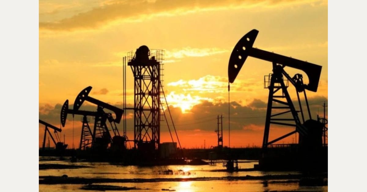 Πετρέλαιο: Κατέρρευσε το σενάριο των 50 δολαρίων για το 2026 – Στα 104 δολάρια εκτοξεύτηκε το Brent!
