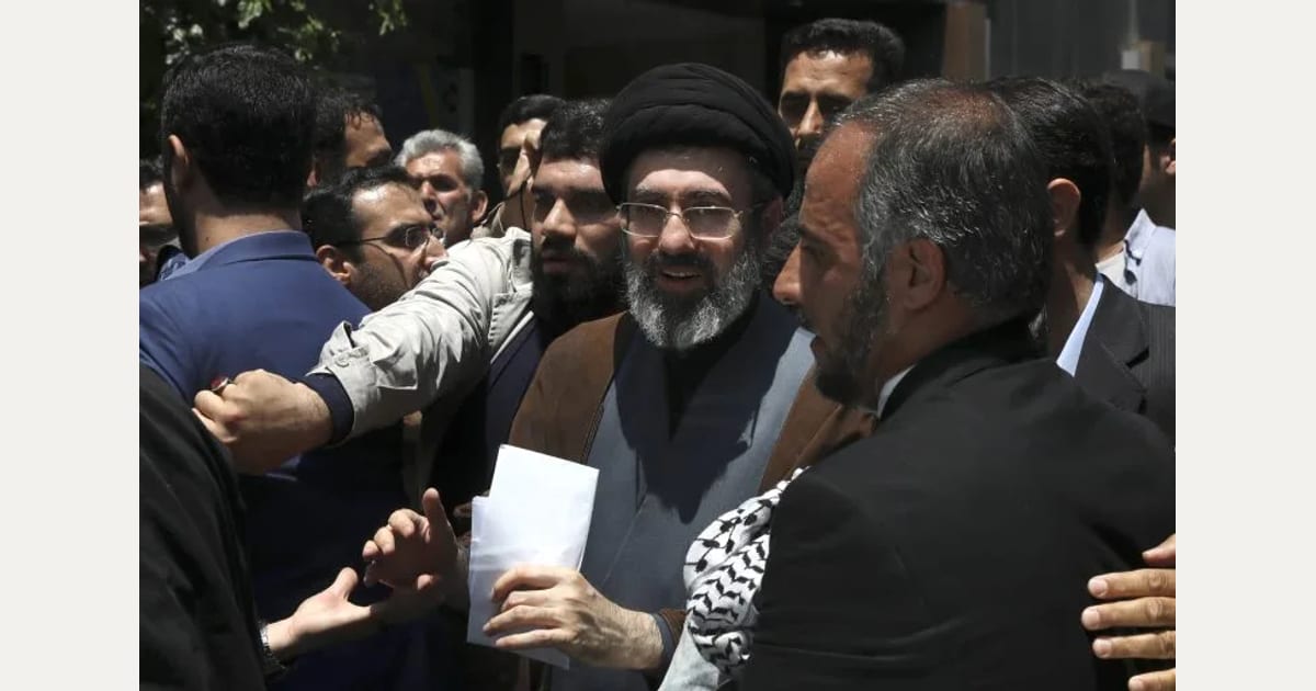 Μοτζταμπά Χαμενεΐ: «Δεν θα αργήσει η ημέρα που οι ΗΠΑ θα φύγουν από τη Μέση Ανατολή»