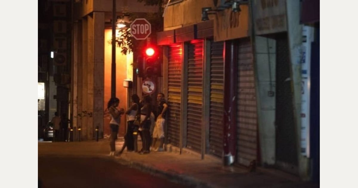 Χαροπαλεύει 21χρονος που δέχθηκε επίθεση με τούβλο από 25χρονο τρανς πριν την συνεύρεσή τους