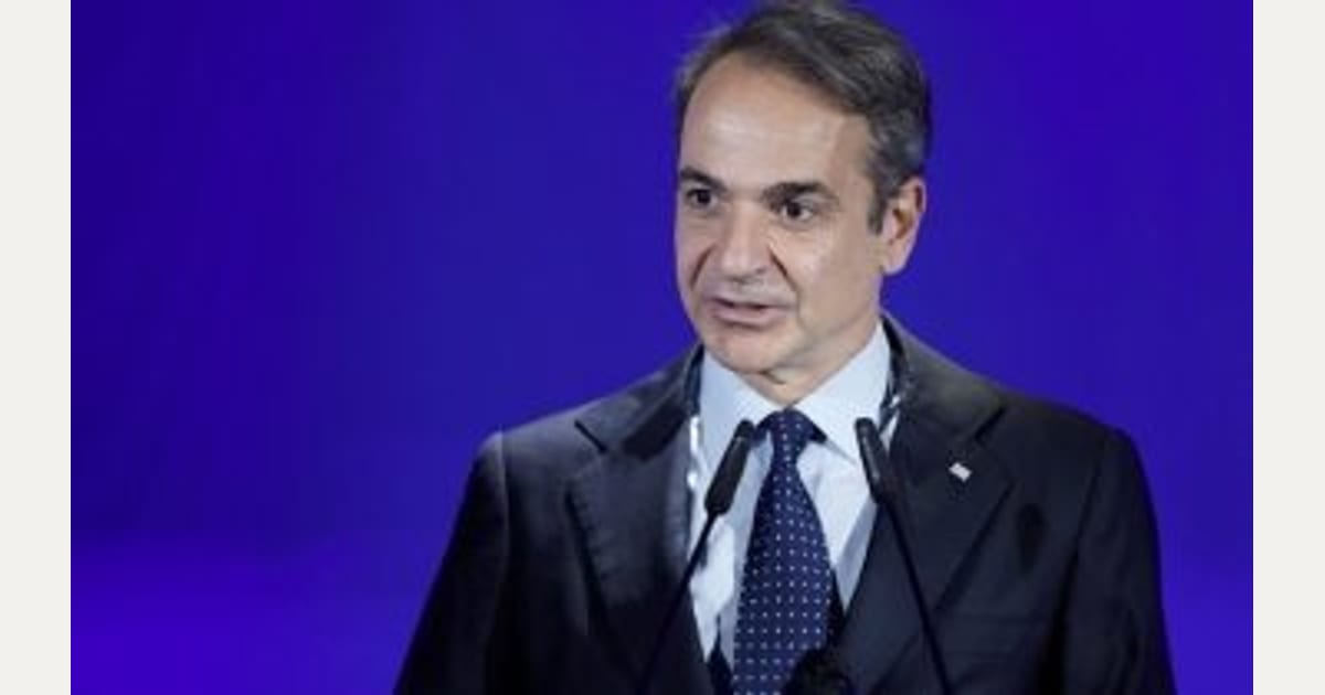 Στον Ασπρόπυργο ο Κ. Μητσοτάκης – Επισκέφθηκε το νέο Γυμνάσιο της πόλης