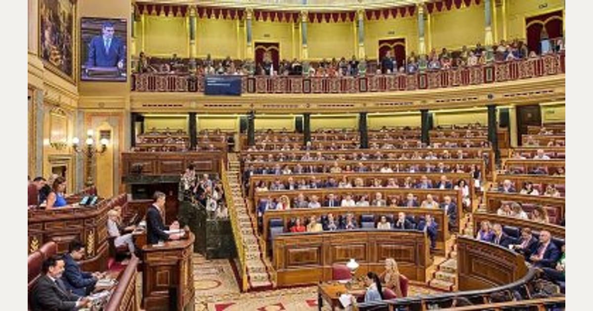 Η ισπανική Γερουσία απέρριψε την επικύρωση συνθήκης φιλίας με την Γαλλία