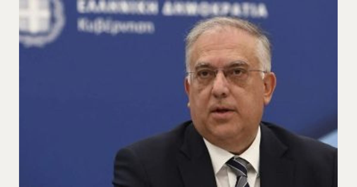 Θεοδωρικάκος: «Κρίσιμες παρεμβάσεις» οι 120 δόσεις και η επιδότηση στο diesel