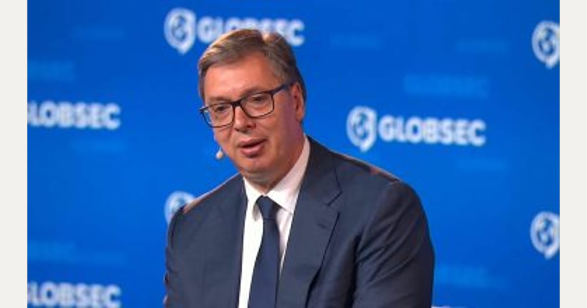 Αλεξάνταρ Βούτσιτς: Παραιτήθηκε ο Σέρβος πρόεδρος