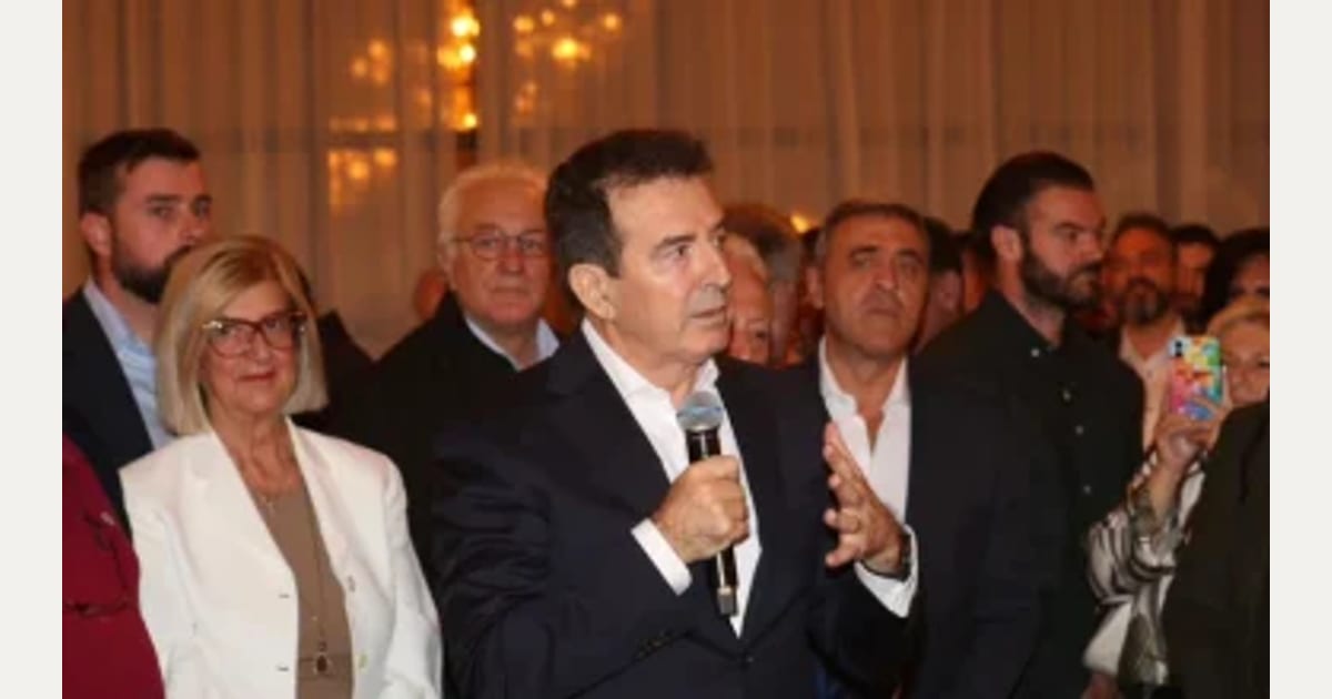 Μιχάλης Χρυσοχοΐδης από Περιστέρι: «Να μας εμπιστευτείτε κι άλλο»!