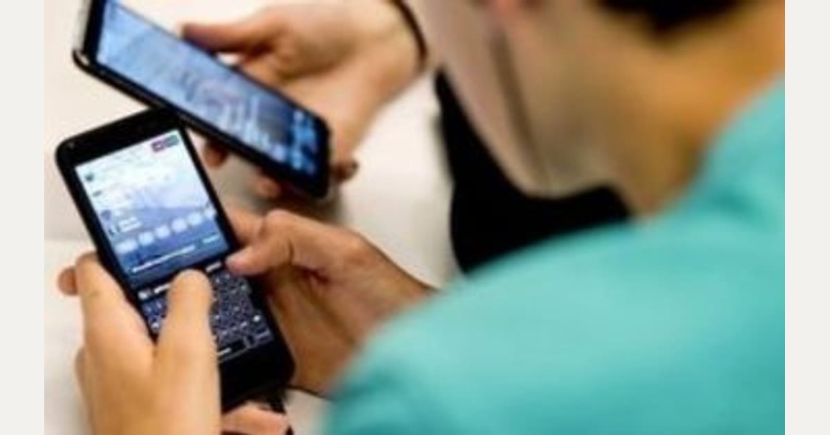 Τι αλλάζει για τους κάτω των 15 στην Ελλάδα από 1η Ιανουαρίου στα Social media
