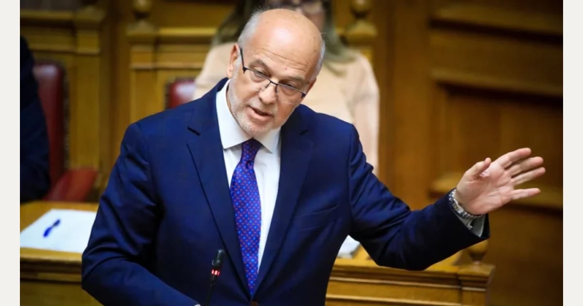 Απύθμενο θράσος Φλωρίδη: Αρνείται να παραιτηθεί και βλέπει συνομωσίες