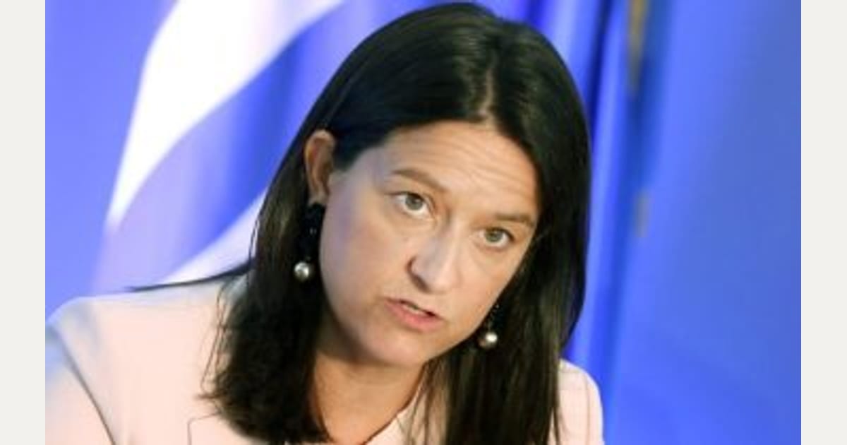 Κεραμέως: Επεκτείνεται κατά 5.000 θέσεις το πρόγραμμα απασχόλησης ανέργων γυναικών