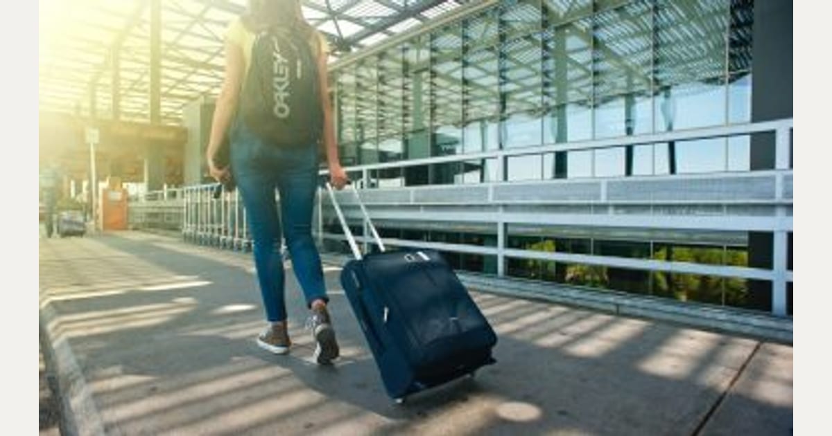 Χειραποσκευές στα αεροπλάνα: Δείτε τι αλλάζει στην ΕΕ από το 2027 – Τι θα πληρώνουμε