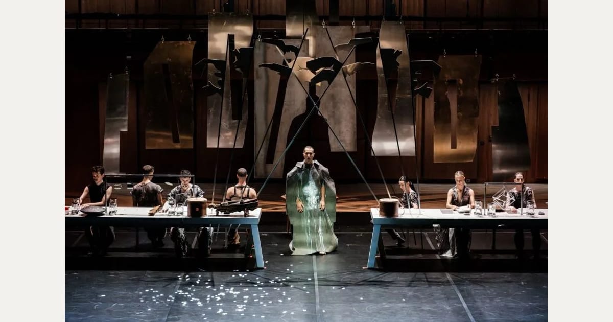 Εθνική Λυρική Σκηνή: Τρεις επιπλέον παραστάσεις για το έργο «Τόσαις φοραίς τόσο κοντά να είμαι»