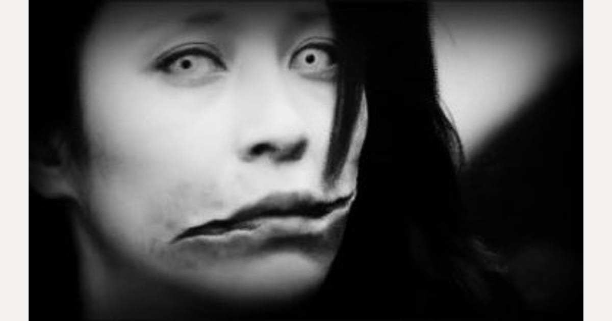 Kuchisake-onna: Η γυναίκα με το σκισμένο στόμα που ζητά μια απάντηση – Ο θρύλος που τρομοκρατεί παιδιά (βίντεο)