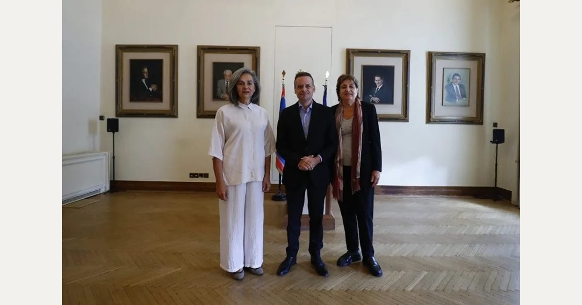 Δήμος Αθηναίων: 10.000 ευρώ από τον ΣΕΓΑΣ στον Ξενώνα Φιλοξενίας Γυναικών Θυμάτων Βίας και των Παιδιών τους