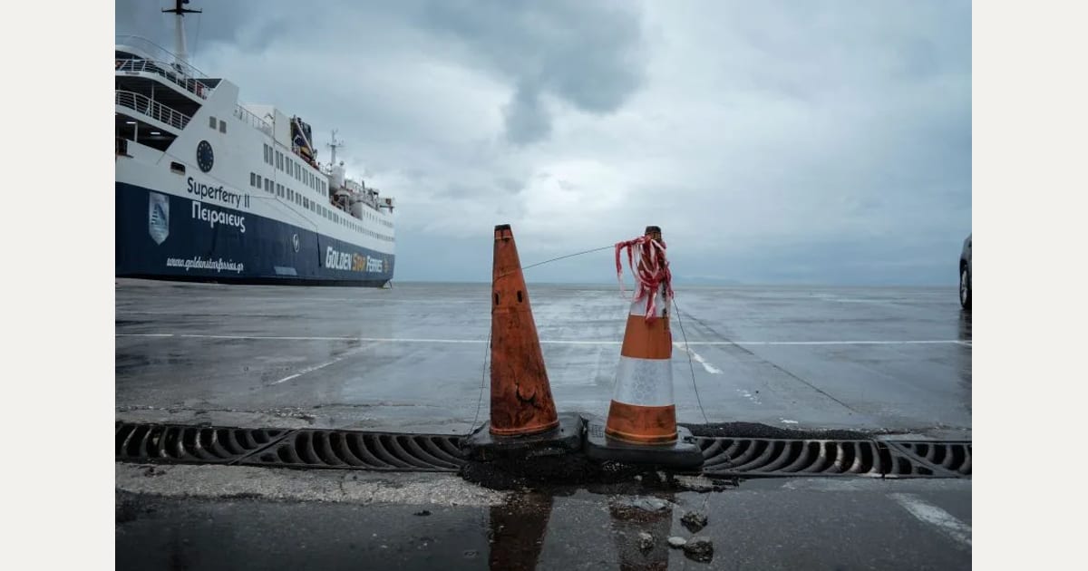 Παραμένει το απαγορευτικό απόπλου σε Πειραιά, Ραφήνα και Λαύριο – Δεν θα εκτελεστούν τα βραδινά δρομολόγια για Κρήτη