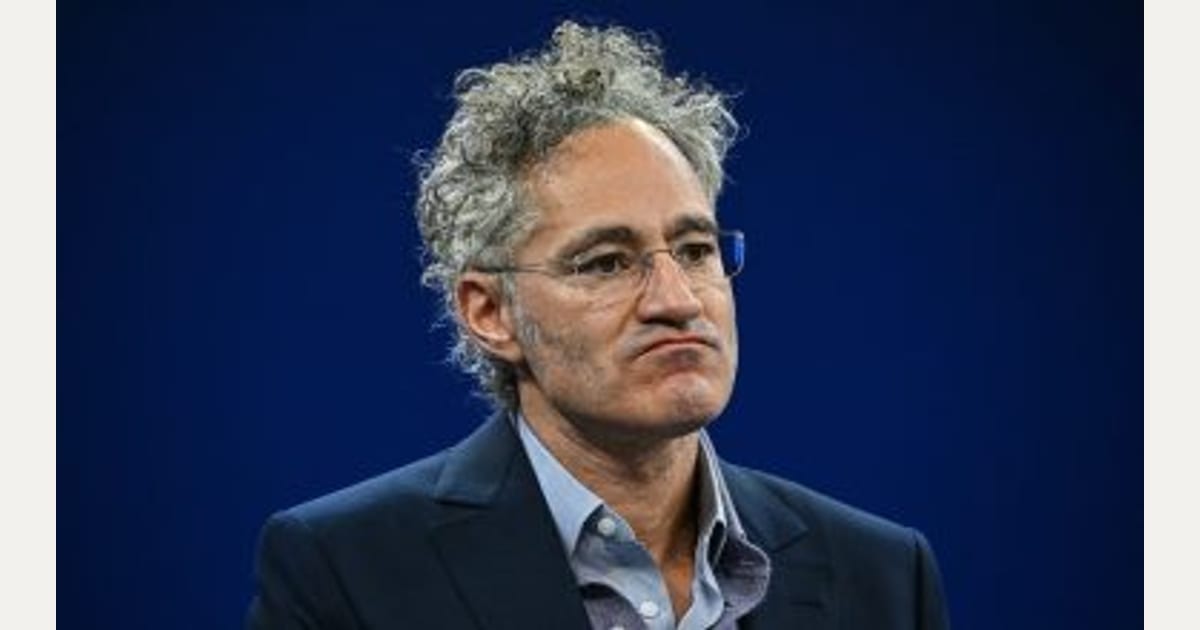 Ξέσπασμα του CEO της Palantir: «Το AI πρέπει να πολεμά» – Έχασε την ψυχραιμία του on camera