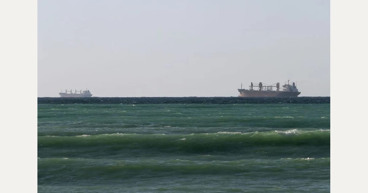 ΗΑΕ: Νέα επίθεση σε πετρελαιοφόρο στα Στενά του Ορμούζ