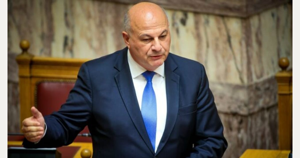 Μετά τον Σ.Κουλκουδίνα ο Κ.Τσιάρας: «Βλέπω κίνηση στην Εθνική Οδό – Άρα υπερκατανάλωση»!