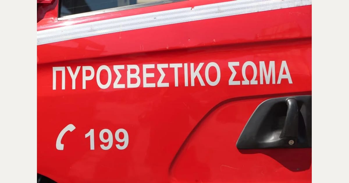 Πυρκαγιά σε εγκαταλελειμμένο κτίριο στον Κεραμεικό