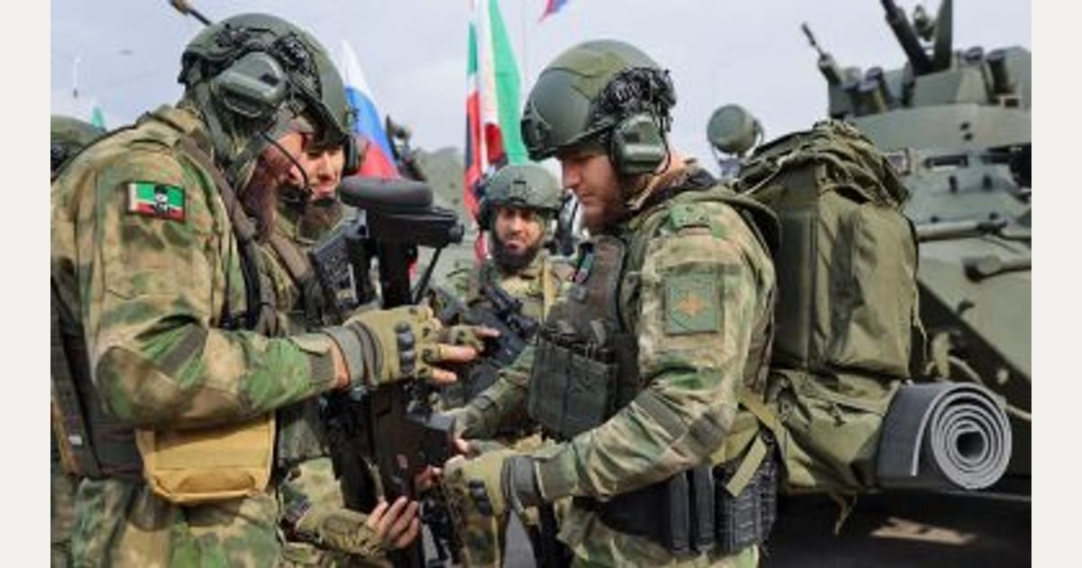Μεγάλη στρατιωτική αποστολή των μαχητών της Akhmat από τον αερολιμένα του Γκρόζνι – Δείτε βίντεο
