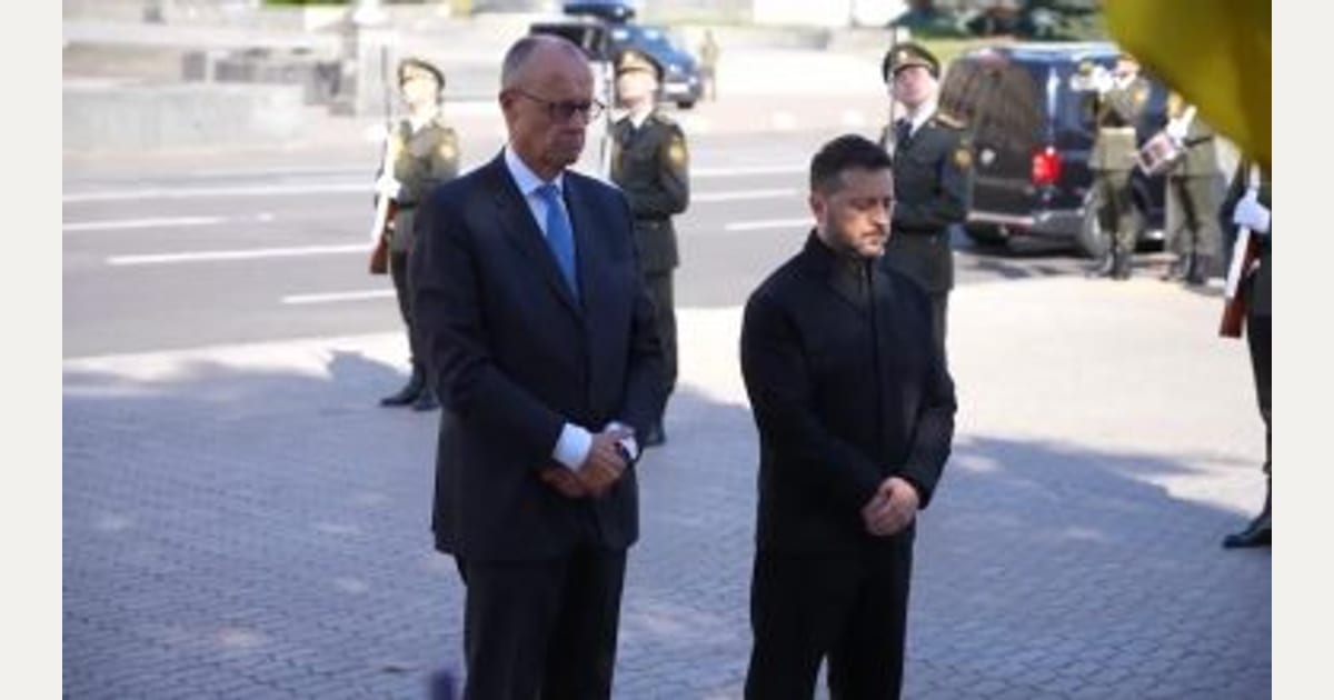 Ζελένσκι: «Οι ΗΠΑ πρότειναν τριμερή σε επίπεδο τεχνικών εμπειρογνωμόνων»