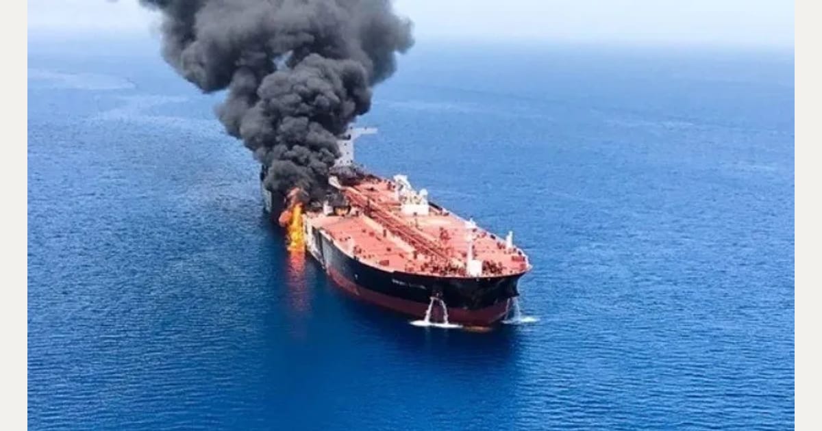 Υεμένη: Αναφορές για εκρήξεις κοντά σε δεξαμενόπλοιο στ’ ανοικτά της Μούχα